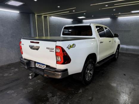 TOYOTA Hilux Caminhonete 2.7 16V 4P SRV FLEX 4X4  CABINE DUPLA AUTOMÁTICO, Foto 7