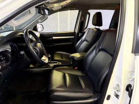 TOYOTA Hilux Caminhonete 2.7 16V 4P SRV FLEX 4X4  CABINE DUPLA AUTOMÁTICO, Foto 8