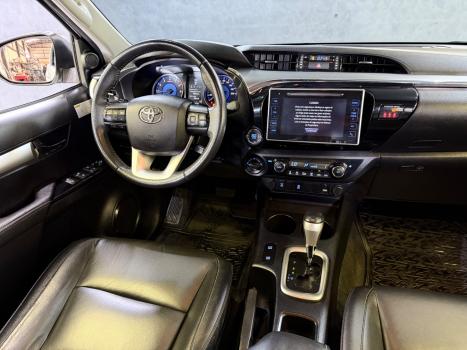 TOYOTA Hilux Caminhonete 2.7 16V 4P SRV FLEX 4X4  CABINE DUPLA AUTOMÁTICO, Foto 10