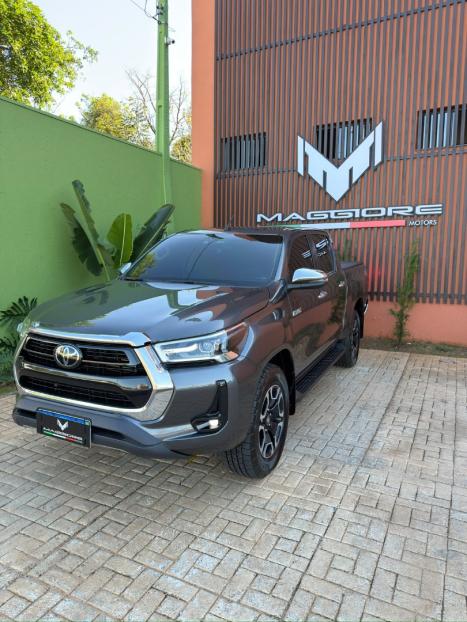 TOYOTA Hilux Caminhonete 2.8 16V SRX 4X4 TURBO DIESEL CABINE DUPLA AUTOMÁTICO, Foto 4