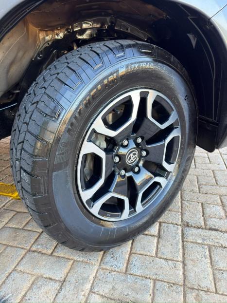TOYOTA Hilux Caminhonete 2.8 16V SRX 4X4 TURBO DIESEL CABINE DUPLA AUTOMÁTICO, Foto 5