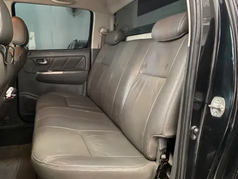 TOYOTA Hilux Caminhonete 3.0 4P SRV DIESEL CABINE DUPLA, Foto 13