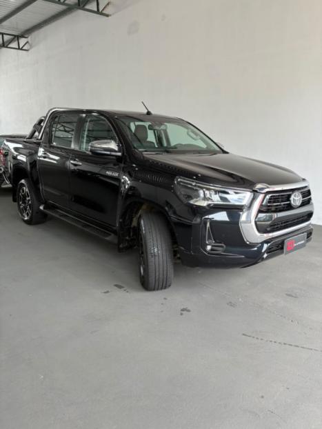 TOYOTA Hilux Caminhonete 2.8 16V 4P SRX DIESEL CABINE DUPLA, Foto 3