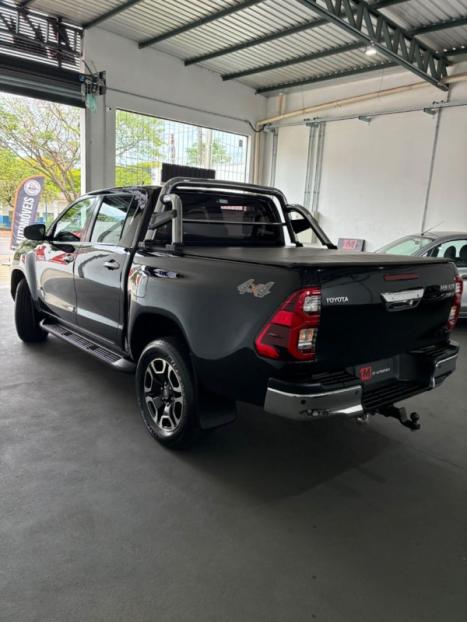 TOYOTA Hilux Caminhonete 2.8 16V 4P SRX DIESEL CABINE DUPLA, Foto 6
