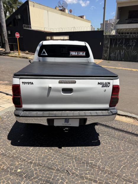 TOYOTA Hilux Caminhonete 3.0 4P 4X4 SRV TURBO DIESEL CABINE DUPLA AUTOMÁTICO, Foto 3