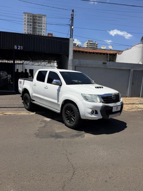 TOYOTA Hilux Caminhonete 3.0 4P 4X4 SRV TURBO DIESEL CABINE DUPLA AUTOMÁTICO, Foto 4