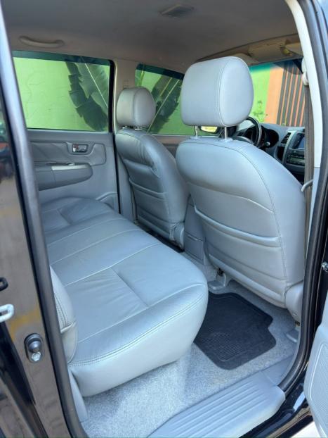 TOYOTA Hilux Caminhonete 3.0 4P SRV DIESEL CABINE DUPLA, Foto 15