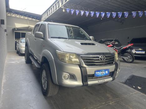 TOYOTA Hilux Caminhonete 3.0 4P 4X4 DIESEL CABINE DUPLA, Foto 5