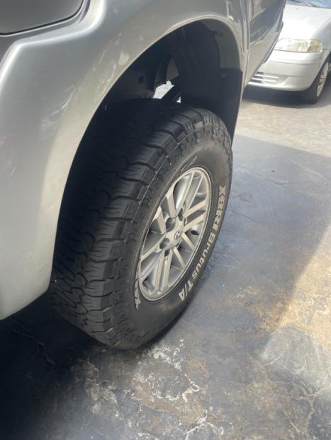 TOYOTA Hilux Caminhonete 3.0 4P 4X4 DIESEL CABINE DUPLA, Foto 6