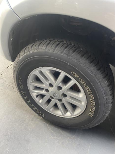 TOYOTA Hilux Caminhonete 3.0 4P 4X4 DIESEL CABINE DUPLA, Foto 7