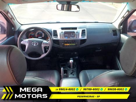 TOYOTA Hilux Caminhonete 3.0 4P 4X4 SRV TURBO DIESEL CABINE DUPLA AUTOMÁTICO, Foto 11