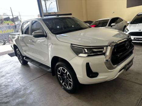 TOYOTA Hilux Caminhonete 2.8 16V SRX 4X4 TURBO DIESEL CABINE DUPLA AUTOMÁTICO, Foto 1