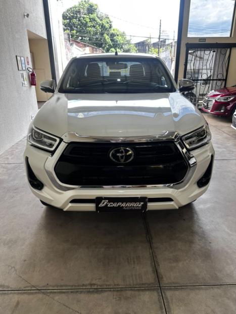 TOYOTA Hilux Caminhonete 2.8 16V SRX 4X4 TURBO DIESEL CABINE DUPLA AUTOMÁTICO, Foto 2