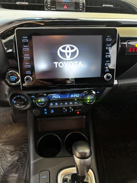 TOYOTA Hilux Caminhonete 2.8 16V SRX 4X4 TURBO DIESEL CABINE DUPLA AUTOMÁTICO, Foto 7