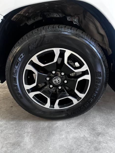 TOYOTA Hilux Caminhonete 2.8 16V SRX 4X4 TURBO DIESEL CABINE DUPLA AUTOMÁTICO, Foto 11