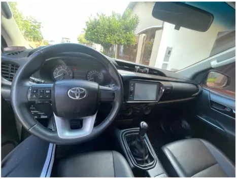 TOYOTA Hilux Caminhonete 2.8 16V 4P POWER PACK TURBO DIESEL 4X4 CABINE DUPLA, Foto 8