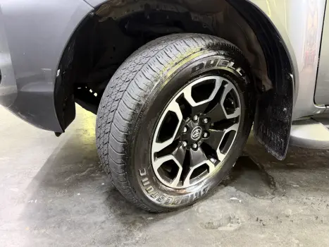 TOYOTA Hilux Caminhonete 2.8 16V 4P SRX DIESEL CABINE DUPLA, Foto 14
