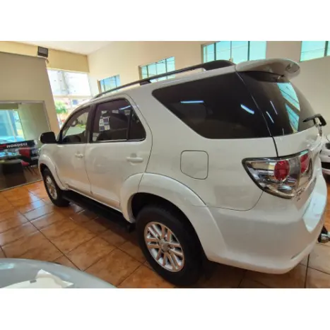 TOYOTA Hilux SW4 2.7 16V 4P SR FLEX AUTOMTICO, Foto 3