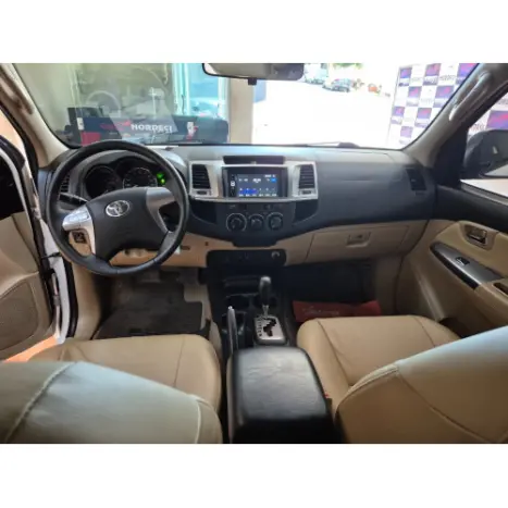 TOYOTA Hilux SW4 2.7 16V 4P SR FLEX AUTOMTICO, Foto 9