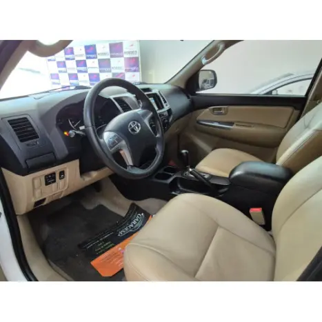 TOYOTA Hilux SW4 2.7 16V 4P SR FLEX AUTOMTICO, Foto 16