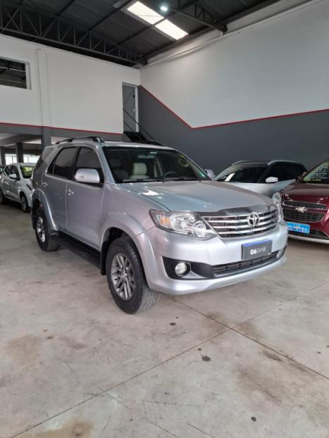 TOYOTA Hilux SW4 2.7 16V 4P SR FLEX AUTOMTICO, Foto 3