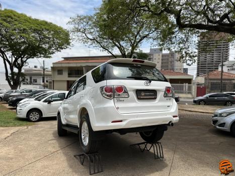 TOYOTA Hilux SW4 2.7 16V 4P FLEX SR 7 LUGARES AUTOMÁTICO, Foto 6 TOYOTA Hilux SW4 2.7 16V 4P FLEX SR 7 LUGARES AUTOMÁTICO, Foto 6