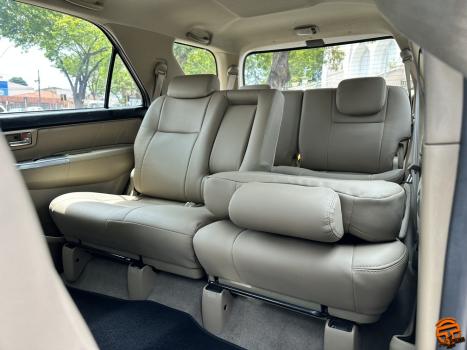 TOYOTA Hilux SW4 2.7 16V 4P FLEX SR 7 LUGARES AUTOMÁTICO, Foto 14 TOYOTA Hilux SW4 2.7 16V 4P FLEX SR 7 LUGARES AUTOMÁTICO, Foto 14