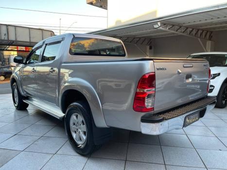 TOYOTA Hilux SW4 2.7 16V 4P FLEX SRV 7 LUGARES AUTOM�TICO, Foto 4