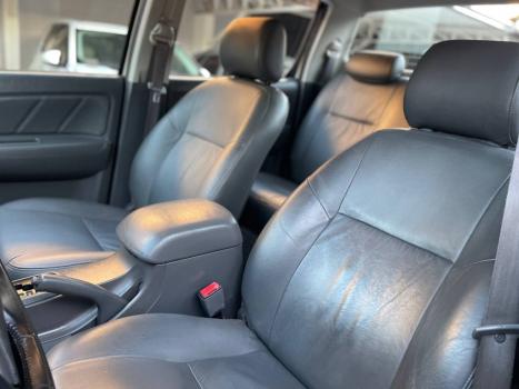 TOYOTA Hilux SW4 2.7 16V 4P FLEX SRV 7 LUGARES AUTOM�TICO, Foto 8