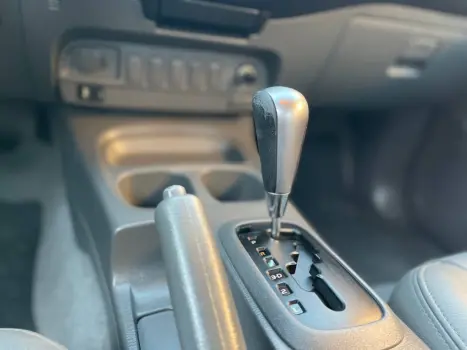 TOYOTA Hilux SW4 2.7 16V 4P FLEX SRV 7 LUGARES AUTOM�TICO, Foto 12