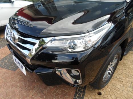 TOYOTA Hilux SW4 2.7 16V 4P FLEX SRV 7 LUGARES AUTOM�TICO, Foto 6