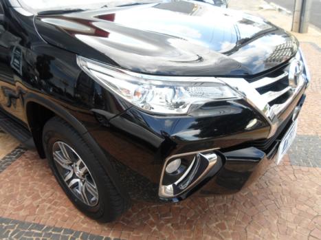 TOYOTA Hilux SW4 2.7 16V 4P FLEX SRV 7 LUGARES AUTOM�TICO, Foto 12