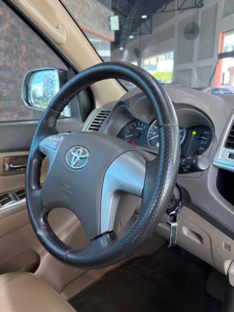 TOYOTA Hilux SW4 2.7 16V 4P SR FLEX AUTOM�TICO, Foto 17