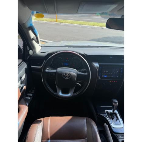 TOYOTA Hilux SW4 2.7 16V 4P SR FLEX AUTOM�TICO, Foto 5