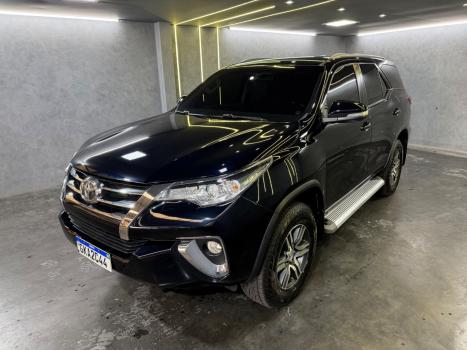 TOYOTA Hilux SW4 2.7 16V 4P FLEX SR 7 LUGARES AUTOM�TICO, Foto 3