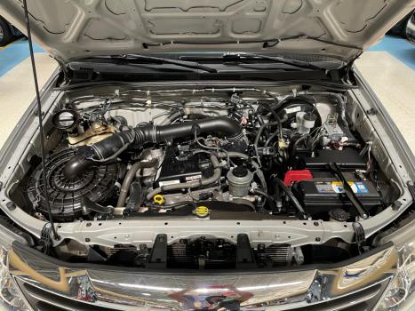 TOYOTA Hilux SW4 2.7 16V 4P FLEX SR 7 LUGARES AUTOM�TICO, Foto 15