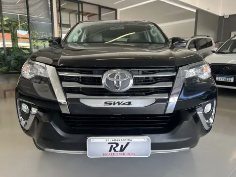 TOYOTA Hilux SW4 2.7 16V 4P SR AUTOM�TICO, Foto 2