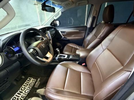 TOYOTA Hilux SW4 2.7 16V 4P SR FLEX AUTOM�TICO, Foto 8