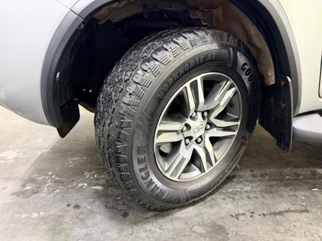 TOYOTA Hilux SW4 2.7 16V 4P SR FLEX AUTOM�TICO, Foto 14