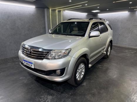 TOYOTA Hilux SW4 2.7 16V 4P SR FLEX, Foto 2