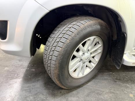 TOYOTA Hilux SW4 2.7 16V 4P SR FLEX, Foto 14