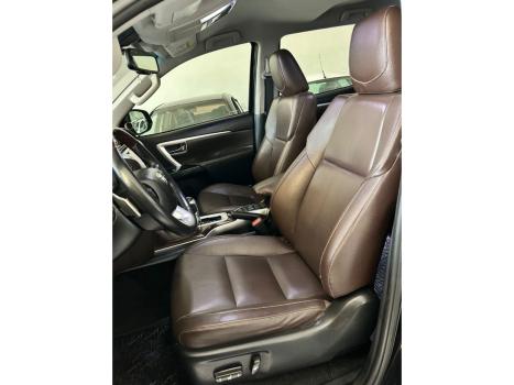 TOYOTA Hilux SW4 2.8 16V 4P SRX 4X4 7 LUGARES TURBO DIESEL AUTOM�TICO, Foto 9