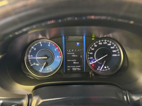 TOYOTA Hilux SW4 2.8 16V 4P SRX 4X4 7 LUGARES TURBO DIESEL AUTOMTICO, Foto 13