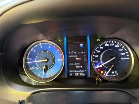 TOYOTA Hilux SW4 2.8 16V 4P SRX 4X4 7 LUGARES TURBO DIESEL AUTOMTICO, Foto 9