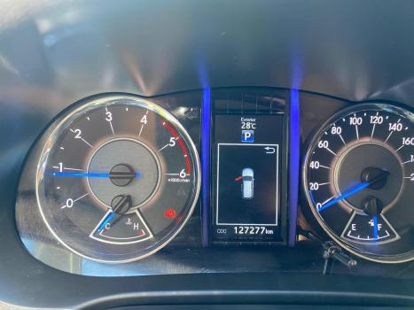 TOYOTA Hilux SW4 2.8 4P SRX 4X4 DIAMOND 7 LUGARES TURBO DIESEL AUTOMTICO, Foto 11