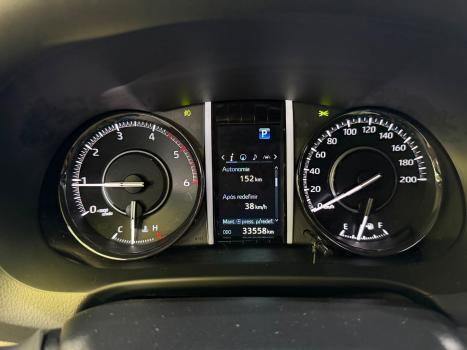 TOYOTA Hilux SW4 2.8 4P SRX 4X4 DIAMOND 7 LUGARES TURBO DIESEL AUTOMTICO, Foto 13