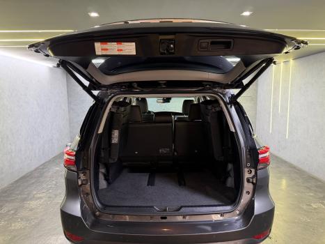 TOYOTA Hilux SW4 2.8 16V 4P SRX 4X4 7 LUGARES TURBO DIESEL AUTOMTICO, Foto 8