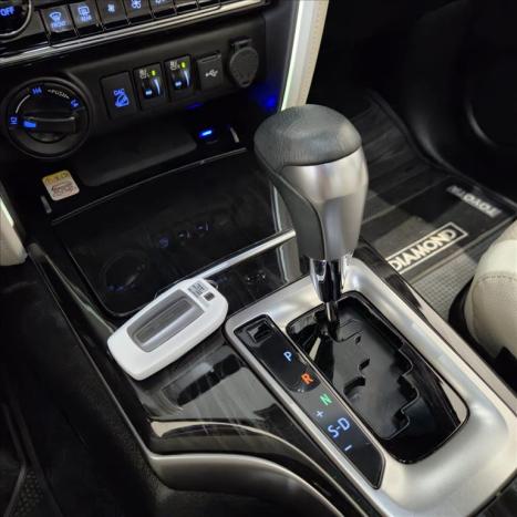 TOYOTA Hilux SW4 2.8 4P 4X4 TURBO DIESEL, Foto 13