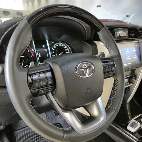 TOYOTA Hilux SW4 2.8 4P 4X4 TURBO DIESEL, Foto 14