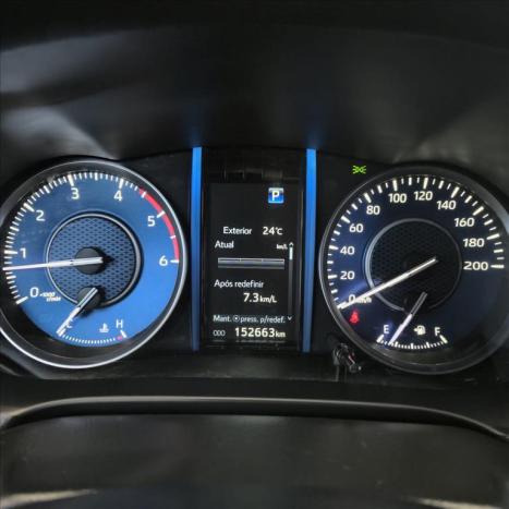 TOYOTA Hilux SW4 2.8 4P SRX 4X4 TURBO DIESEL AUTOMTICO, Foto 7